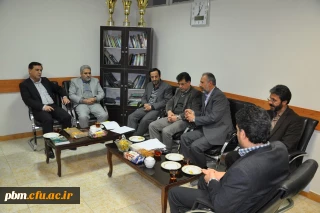 بازدید معاون محترم وزیر آموزش و پرورش جناب آقای نظری از نمایشگاه کتب درسی پنجاه سال اخیر در پردیس شهید بهشتی مشهد به روایت تصویر