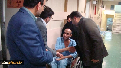 دیدار مسئولین دانشگاه فرهنگیان (پردیس شهید بهشتی مشهد )با جانباز شیمیایی امیر محمودیه