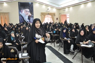 دکتر مهرمحمدی در دومین دوره فرهنگی حیات طیبه در مشهد مقدس:
معلم شدن مرتبه ای والا و خاص از حیات طیبه در قرآن است