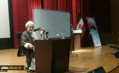 حجت الاسلام و المسلمین قرائتی در اولین دوره اعزام دانشجومعلمان به اردوی پیمان با امام رئوف(ع): معلم هیچ وقت نباید خود را فارغ التحصیل بداند