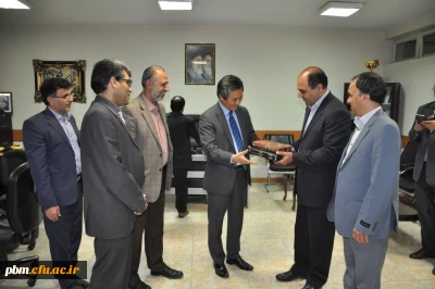 بازدید سفیر، کاردار و تعدادی از دانشجویان  کره  جنوبی از پردیس شهید بهشتی