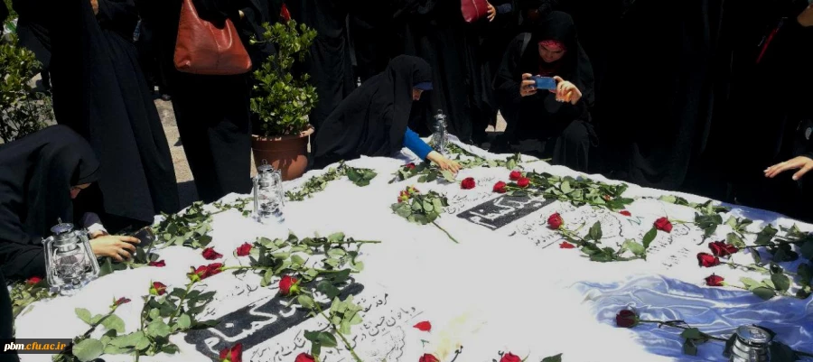 اردوی فرهنگی معرفتی حیات طیبه: گلباران مزار شهدای گمنام توسط دانشجو معلمان