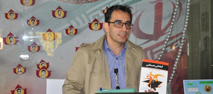 اولین جلسه برنامه کافه کتاب برگزار شد