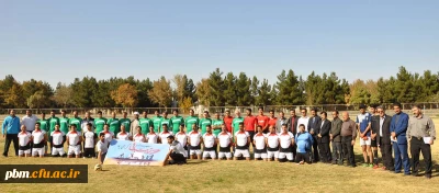 برگزاری بازی دوستانه فوتبال بین تیم اساتید و کارکنان پردیس شهید بهشتی و تیم پیش کسوتان آموزش و پرورش نیشابور