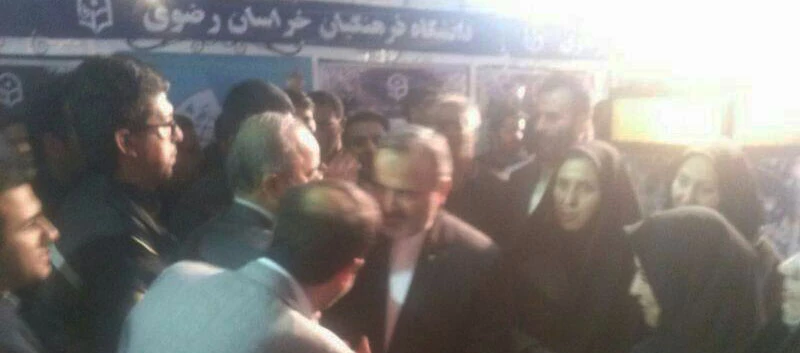 بازدید استاندار خراسان رضوی از غرفه دانشگاه فرهنگیان در نمایشگاه هفته پژوهش