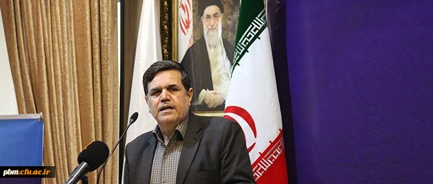 امیدوارم بتوانیم با کمک همه اعضای دانشگاه مسیری را که دیگران باز کردند ادامه دهیم