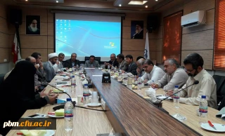 معاون آموزشی، پژوهشی و فرهنگی دانشگاه فرهنگیان خراسان رضوی:
استادان معارف اسلامی به طریق اولی می توانند به اعتلای فعالیت های فرهنگی دانشگاه کمک کنند