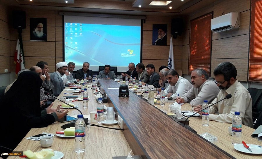 استادان معارف اسلامی به طریق اولی می توانند به اعتلای فعالیت های فرهنگی دانشگاه کمک کنند