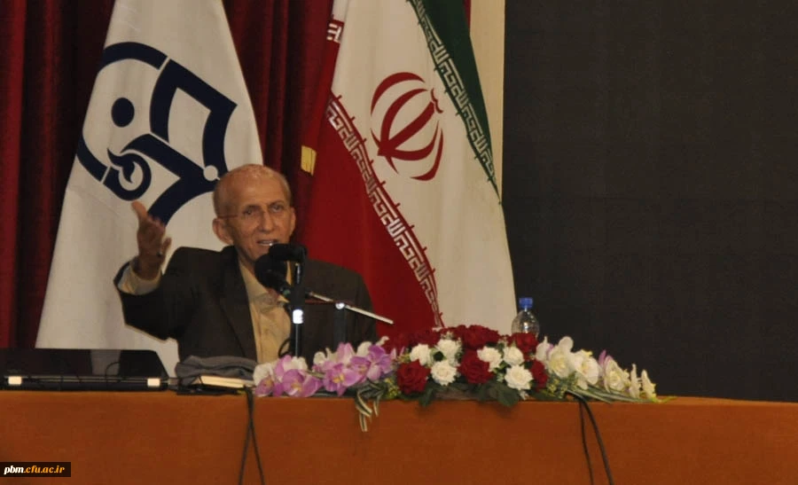 بزرگترین حربه دشمنان برای مقابله با ملت ما حربه فرهنگی است