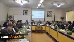 عاملان مالی انسان هایی پرکار، کم توقع و بی حاشیه اند