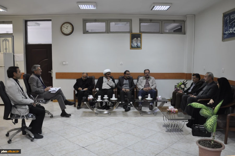 جلسه بررسی ضرورت و نحوه استقرار میز خدمت در دانشگاه فرهنگیان