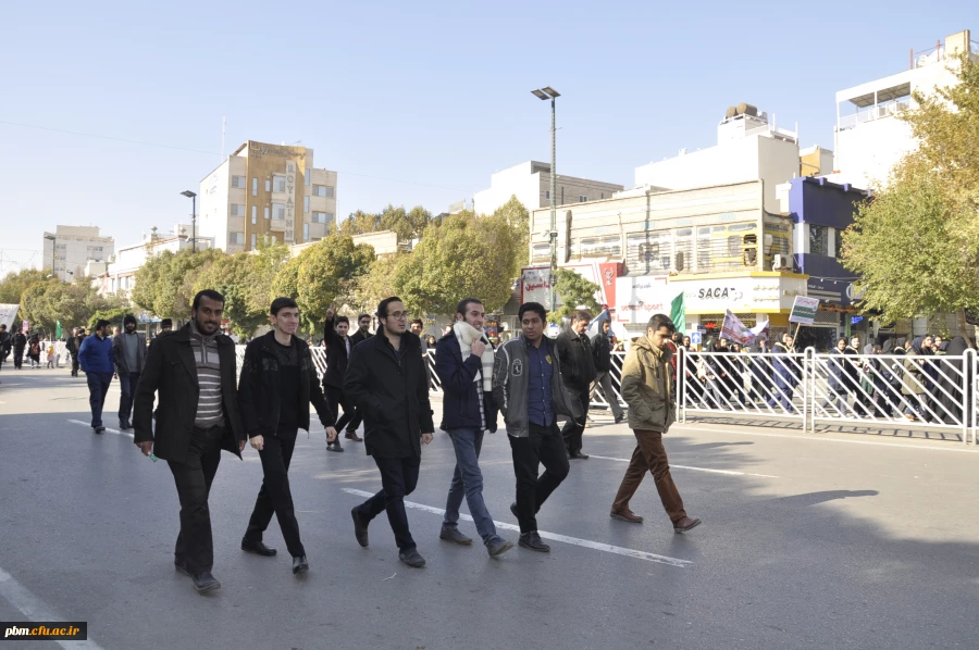 شکوه حضور در راهپیمایی 13 آبان