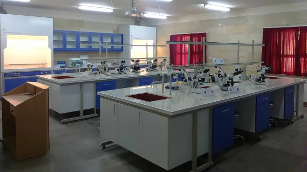 آزمایشگاه زیست شناسی 2