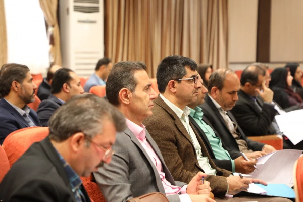 نشست کمیته های استانی سیاست گذاری مراسم نکوداشت یکصدمین سال تربیت معلم