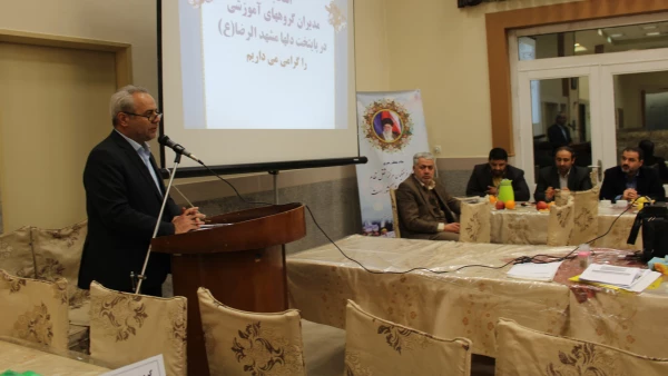 سخنرانی معاون آموزشی، پژوهشی و فرهنگی دانشگاه فرهنگیان خراسان رضوی در جلسه شورای استادان استان