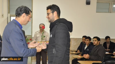 به مناسبت روز دانشجو انجام شد:
دیدار مسئولان دانشگاه فرهنگیان خراسان رضوی با دانشجومعلمان در کلاس های درس