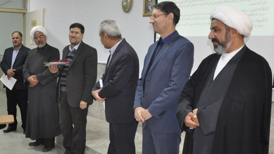 دیدار مسئولان دانشگاه فرهنگیان خراسان رضوی با دانشجومعلمان در کلاس های درس