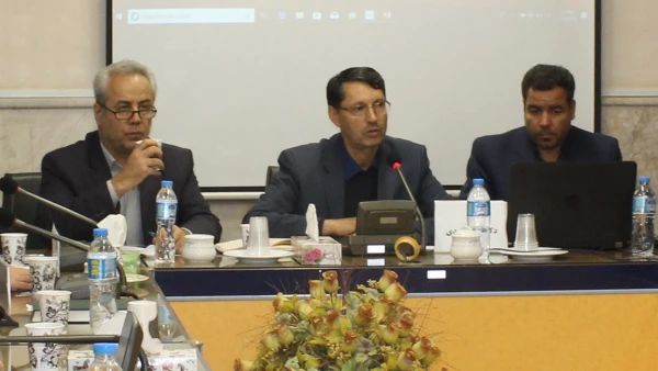 کرسی ترویجی عرضه و نقد ایده علمی در پردیس شهید بهشتی مشهد