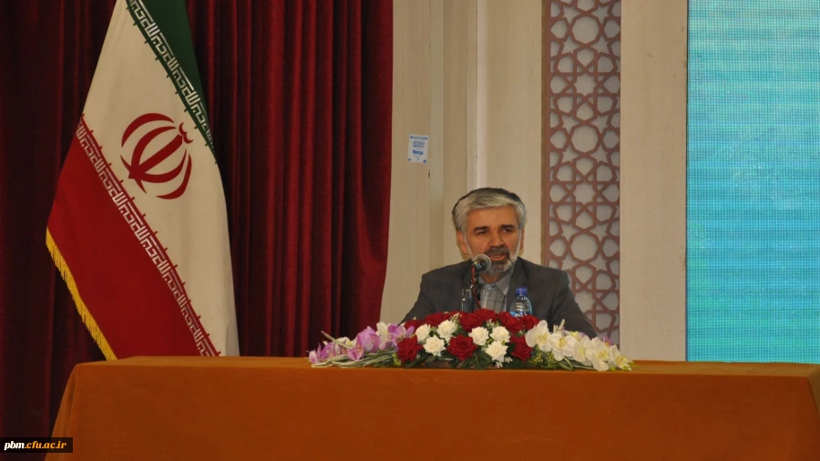 آموزش، خط مقدم فعالیت های آموزشی است