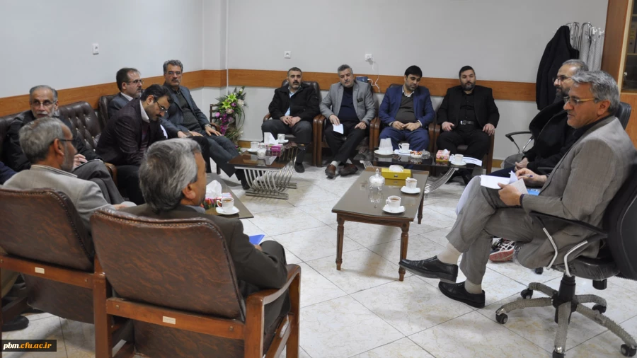 باید با پیش بینی و شناخت نقاط ضعف و چالش برانگیز ، از وقوع آسیب های احتمالی پیشگیری کرد