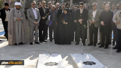 برگزاری مراسم ادای احترام  به شهدا با حضور کارشناسان تغذیه دانشگاه فرهنگیان