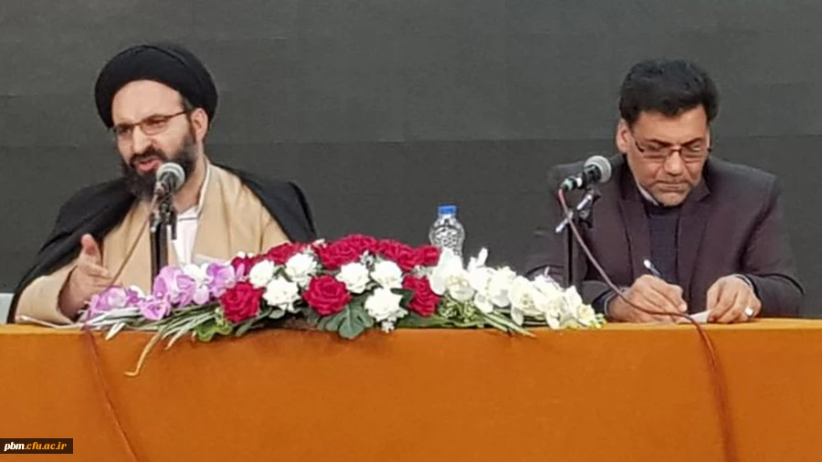 نشست صمیمی دانشجومعلمان خواهر شرکت کننده در گردهمایی رویش و مسئولان دانشگاه فرهنگیان