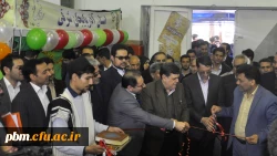 ادای احترام شرکت کنندگان در گردهمایی سراسری  رویش به مقام والای شهدا