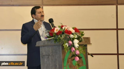 معاون طرح و برنامه و توسعه منابع دانشگاه فرهنگیان تأکید کرد:
لزوم توجه بیشتر به نیروهای قراردادی و کارکنان مأمور از آموزش و پرورش