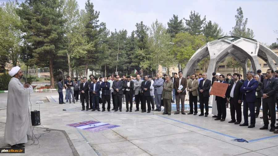 سپاه پاسداران برخاسته از متن قانون اساسی و دارای کارنامه ای درخشان در زمینه های گوناگون است