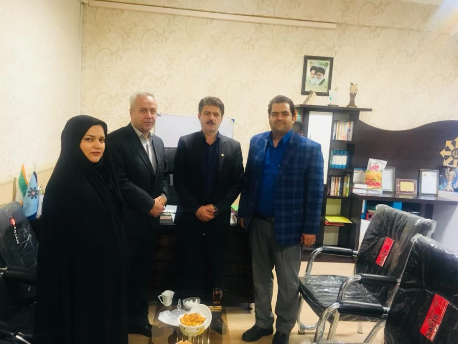 دیدار معاون و مسئولان آموزش دانشگاه فرهنگیان خراسان رضوی از مدارس طرح کارورزی