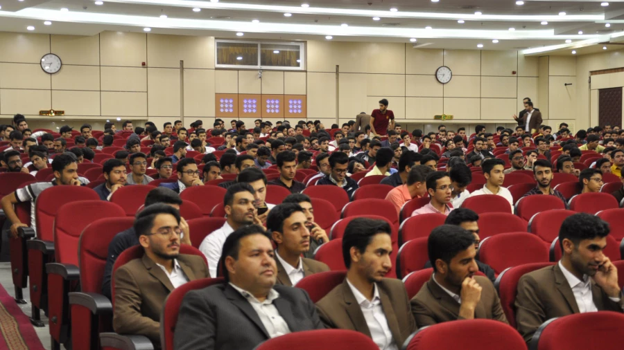 آیین دانشجویی گرامی داشت دهه سرآمدی و برزگداشت روز معلم