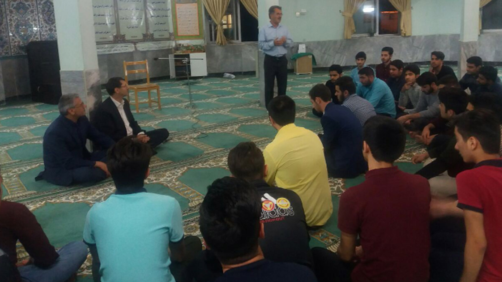 دیدار صمیمی مدیر و معاون دانشگاه فرهنگیان خراسان رضوی با دانشجویان پردیس شهید بهشتی