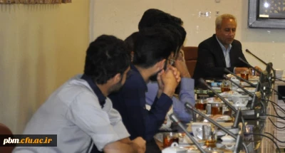 توسط معاون آموزشی، پژوهشی و فرهنگی پردیس شهید بهشتی انجام شد:
ارائه افتخارات پژوهشی دانشگاه فرهنگیان خراسان رضوی در سال گذشته