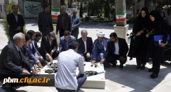 ادای احترام مسئولان و دانشجومعلمان شرکت کننده در مسابقات قرآن به مقام والای شهدا