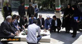 ادای احترام مسئولان، کارشناسان و دانشجومعلمان شرکت کننده در مسابقات قرآن به مقام والای شهدا