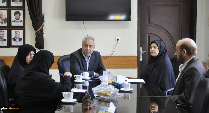 با بازگشت به ارزش های دوران دفاع مقدس بسیاری ازمشکلات امروز جامعه برطرف خواهد شد