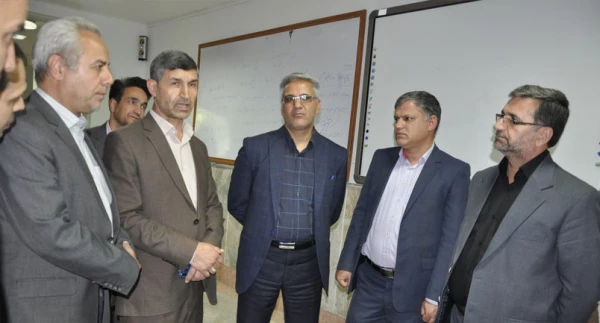 بازدید مدیرکل آموزش و پرورش خراسان رضوی از روند انجام مصاحبه داوطلبان ورود به دانشگاه فرهنگیان 2