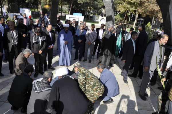 صبحگاه مشترک به مناسبت هفته دفاع مقدس