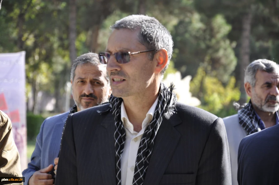 صبحگاه مشترک به مناسبت هفته دفاع مقدس