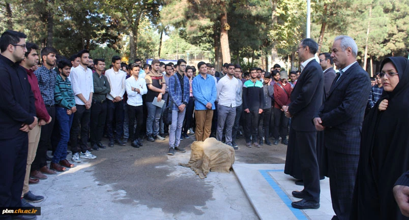 برگزاری مراسم ادای احترام به شهدا
