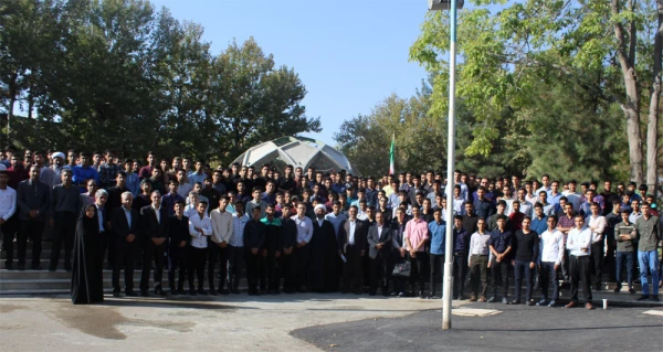 برگزاری مراسم ادای احترام به شهدا