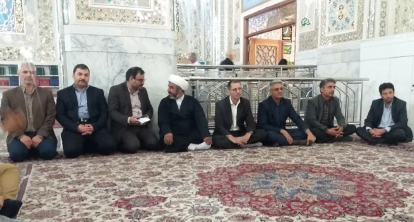 تشرف دانشجویان نوورود پردیس شهید بهشتی به حرم مطهر امام رضا(ع)