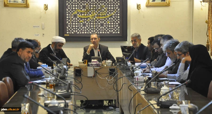 باید تمام فعالیت های دانشگاه، بررسی، کنترل و سرآوری شود 