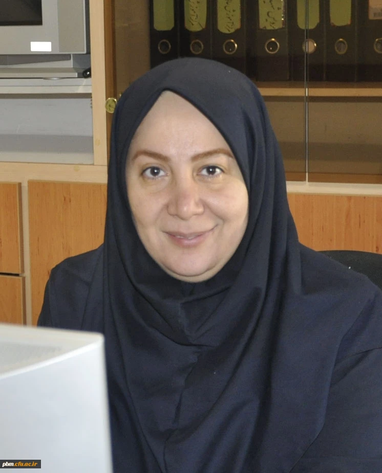 خانم وزیرنیا