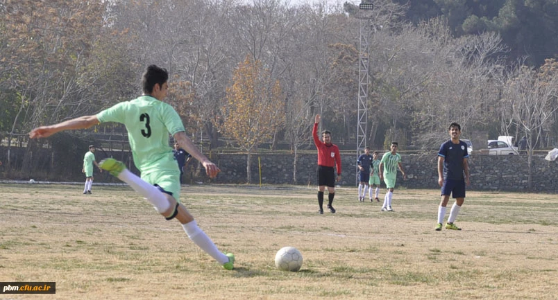 مسابقه دوستانه فوتبال دانشگاه فرهنگیان خراسان رضوی و دانشگاه فردوسی مشهد
