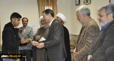 به مناسبت روز دانشجو انجام شد:

دیدار مسئولان دانشگاه فرهنگیان خراسان رضوی با دانشجومعلمان در کلاس های درس