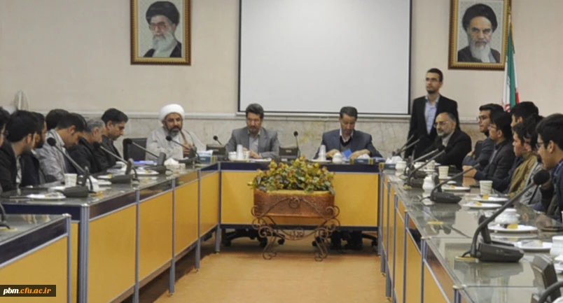 نشست هم اندیشی نقش احزاب در انتخابات پیش رو