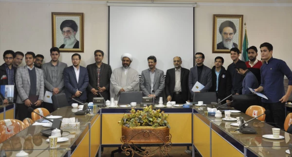 نشست هم اندیشی نقش احزاب در انتخابات پیش رو