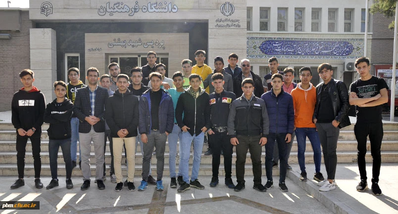 بازدید گروهی از دانش آموزان شهرستان مانه و سملقان از پردیس شهید بهشتی مشهد