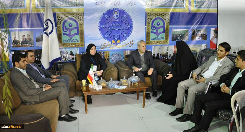 حضور مسئولان، استادان و دانشجویان پردیس شهید بهشتی در غرفه دانشگاه فرهنگیان 